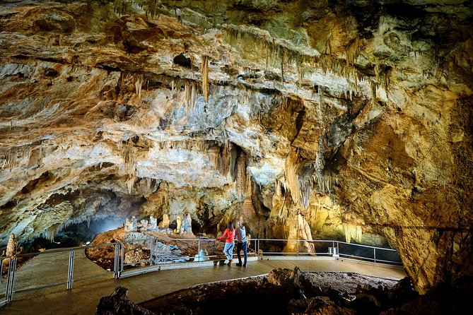 1-Hour Guided Lipa Cave Adventure in Montenegro - Why the one-hour length works