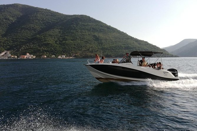 3h-Private Bout: Kotor bay and Blue Cave attraction (Free Drinks) - The ride across Boka Bay