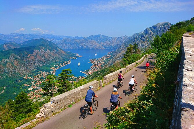 Bike tour - Panoramic downhill from Njeguši and Kotor serpentines - The ride at a glance