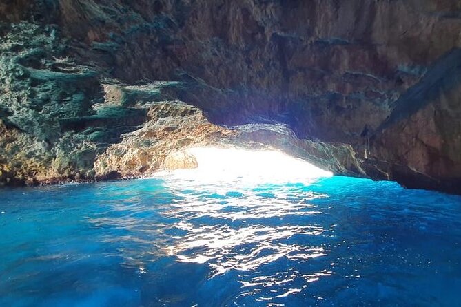 Blue Cave Adventure - The submarine tunnels near Rose