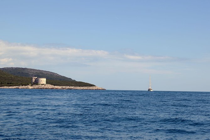 Blue Cave & Lady of the Rocks 3 hrs private tour (up to 5 pax) - Passing through the Verige channel