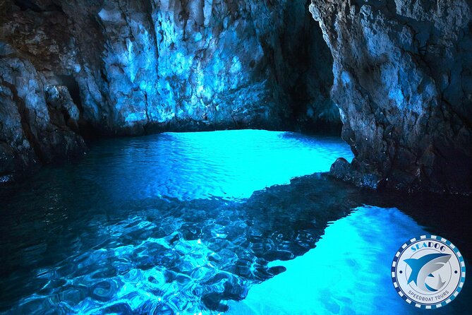 Blue cave, Mamula island, Submarine tunnels and Our lady of the Rocks (3h) - Group size, comfort, and safety