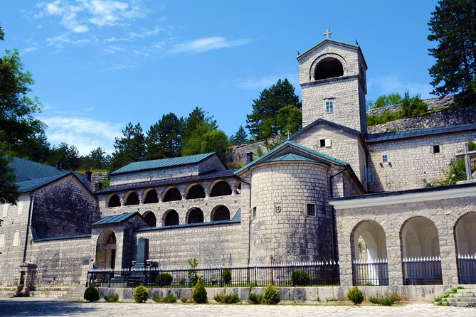 Cetinje City Tour - What one hour can and cannot cover