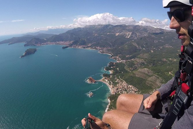 Exclusive Paragliding Montenegro - Why Budva is a fine place to try paragliding