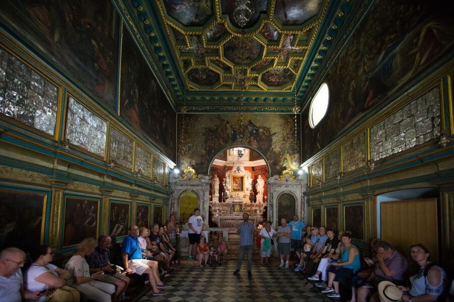 From Dubrovnik: Montenegro Highlights Day Tour - The South Adriatic drive and the border crossing