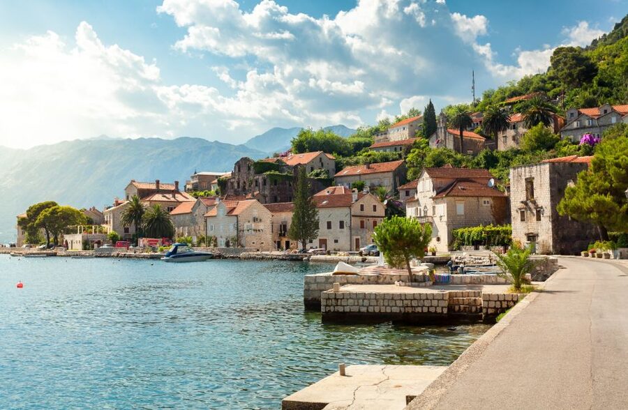 From Dubrovnik: Private Full-Day Tour to Montenegro - Perast and the boat to Our Lady of the Rocks