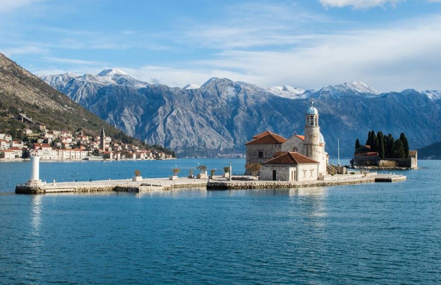 From Dubrovnik: Private Full-Day Tour to Montenegro - Pickup, vehicle, and the long day ahead