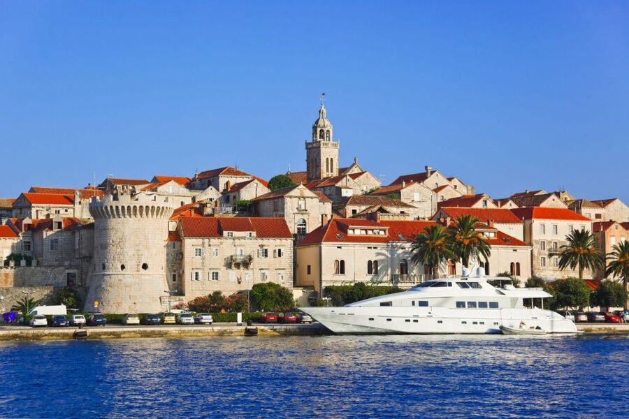 Korčula & Ston Full-Day Private Tour from Dubrovnik - Arriving in Korčula’s fortified old core