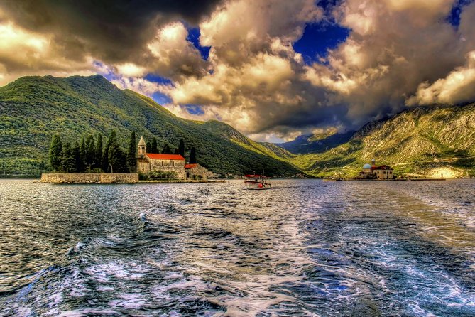 Kotor Fast-Track: Perast Old Town & Our Lady of the Rocks - Meeting point, timing, and traffic