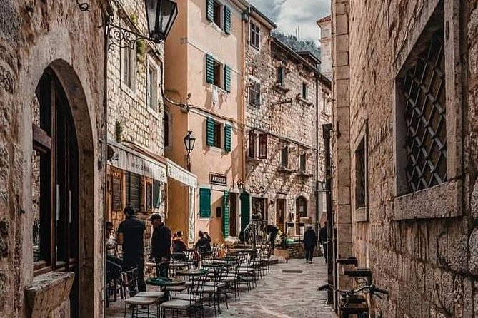 Kotor Old Town Small-Group Walking Tour - Local tips from the walking route