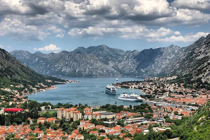 Kotor-Perast Private Tour - Including Traditional Lunch and Wine - Lunch with fish, local starters, and homemade wine