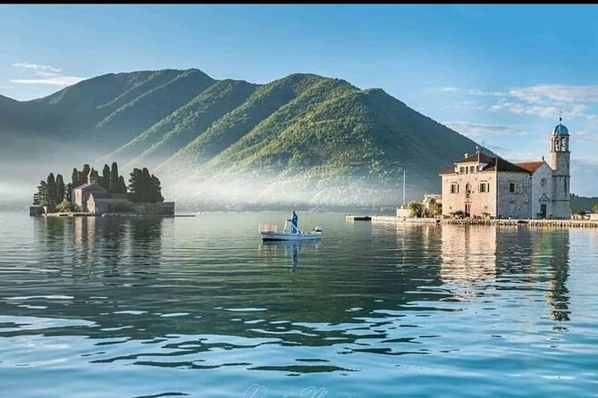 Kotor-Perast Private Tour - Including Traditional Lunch and Wine - What private touring adds for the money
