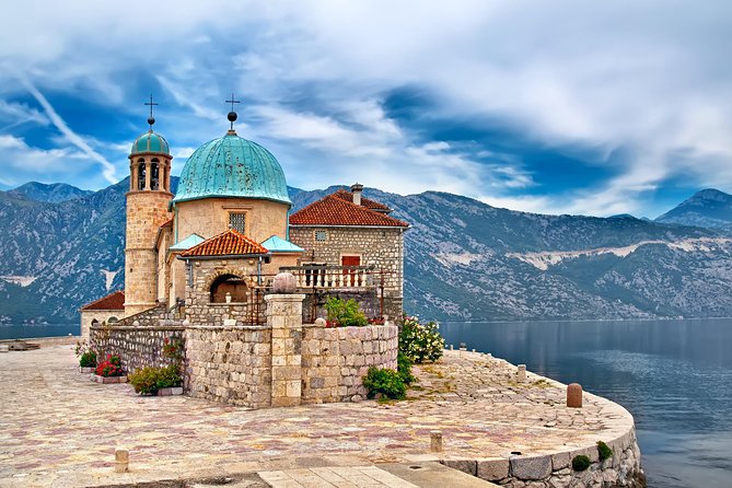 Kotor Private Speedboat Rental: Blue Cave & Lady of the Rocks - A quick look at Venetian-era Perast