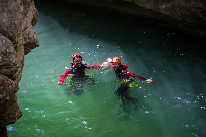 Medjurecki - Learning jumps, slides, and abseiling