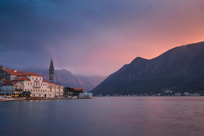 Perast and Our Lady of the Rocks 1,5 hours tour - ticket tour - Tre Sorelle Palace and the Prčanj shoreline