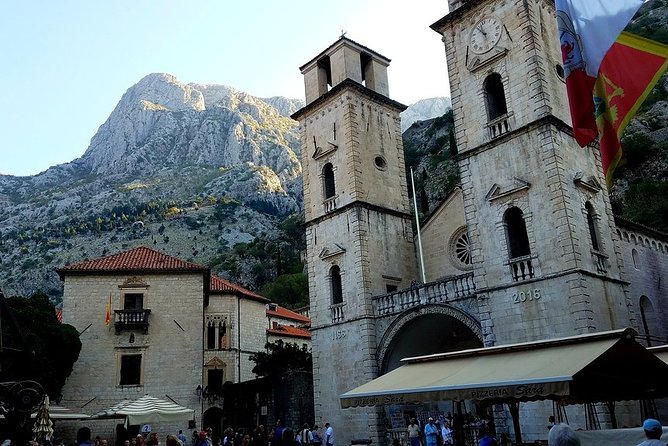 Private Kotor Old Town Walking Tour - What the one-hour format does well