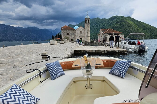 Private Lux 3.5h Speedboat Our Lady of the Rock and Blue Cave - Guides, boats, and the human side of the trip