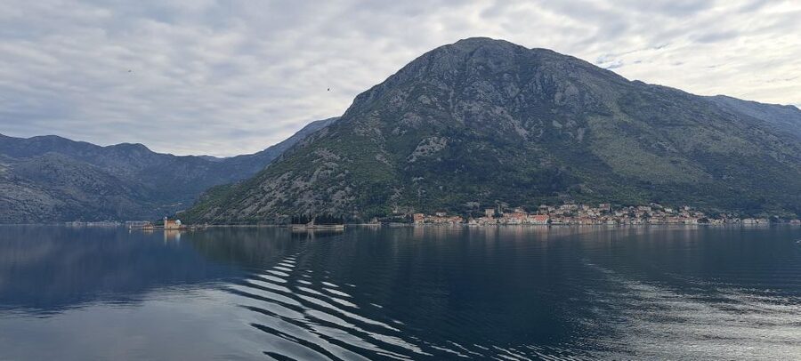 Private Tour: Montenegro Day Trip from Dubrovnik - Perast: a quiet first look at the Bay of Kotor