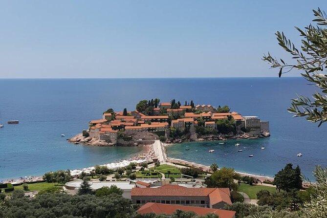 Private Transfer from Budva to Podgorica Airport and city - The one-hour to 80-minute drive