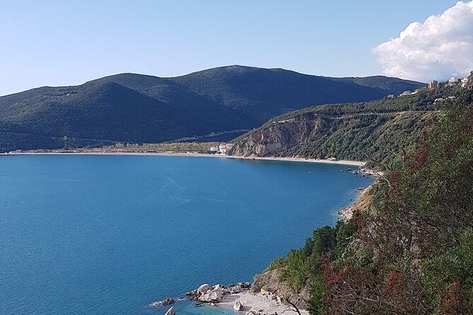 Private Transfer from Budva to Podgorica Airport and city - A private car instead of a shared shuttle