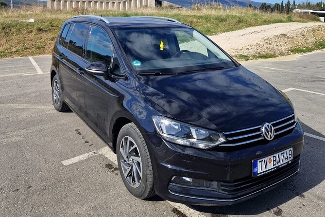 Private transfer from Tivat to Dubrovnik airport - Crossing from Montenegro into Croatia