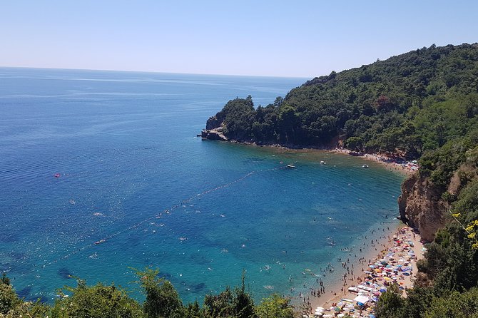 Private transfers from Podgorica Airport and city to Budva - From airport arrivals to the car