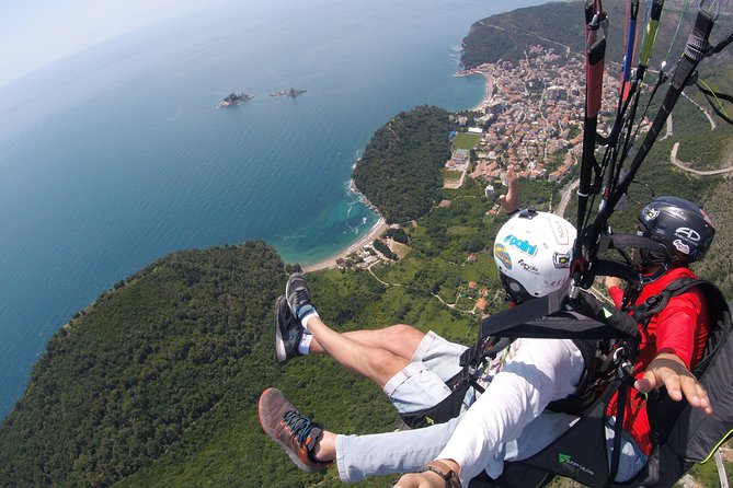 Relaxing flight in Petrovac - Why paragliding in Petrovac feels different