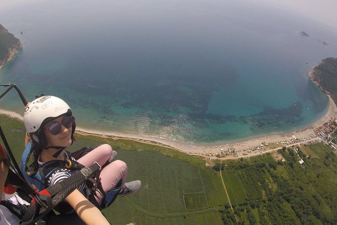 Relaxing flight in Petrovac - Reaching the paragliding launch site