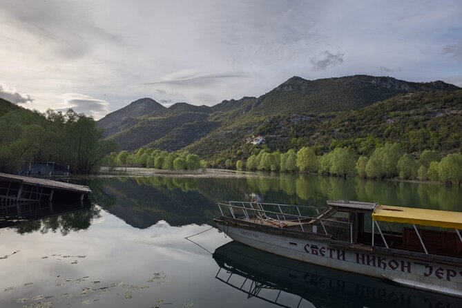 Skadar Lake on kayaks Experience with Spectacular Views - Why this Skadar Lake route feels different