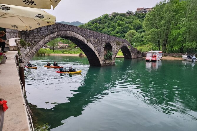 Skadar Lake on kayaks Experience with Spectacular Views - The long paddle: who will enjoy it most