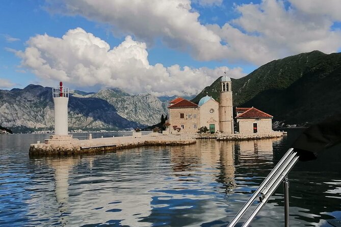 Speed Boat 3-Hour Guided Tour at the Blue Cave - What the $378.46 group price really buys